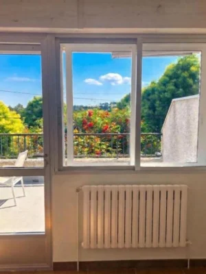 habitacion-acceso-terraza-vistas-arzua Habitación con acceso directo y vistas a la terraza en Casa Buen Camino Arzúa