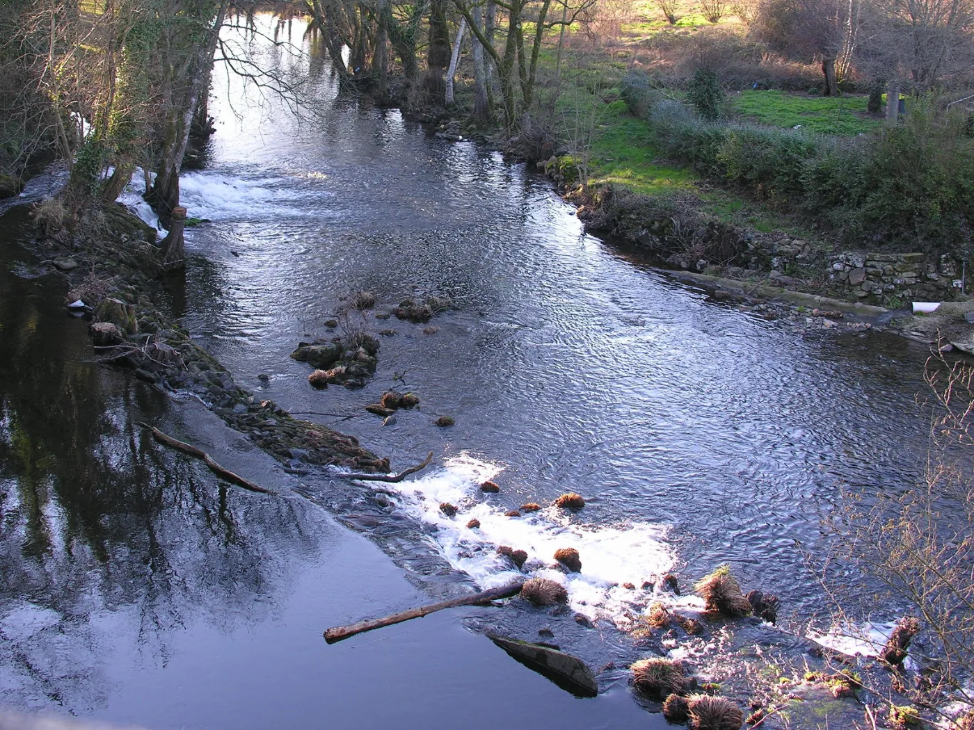 Furelos river as it passes through Melide
